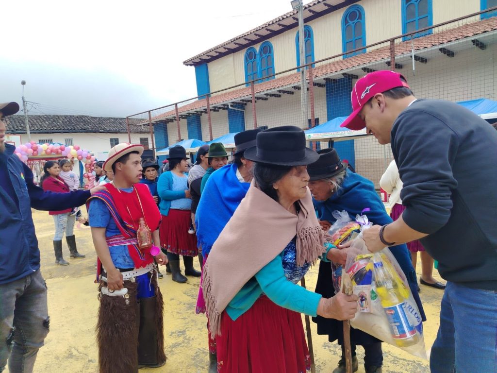 CELEBRACION DEL DIA DE LA MADRE EN NUESTRA PARROQUIA
